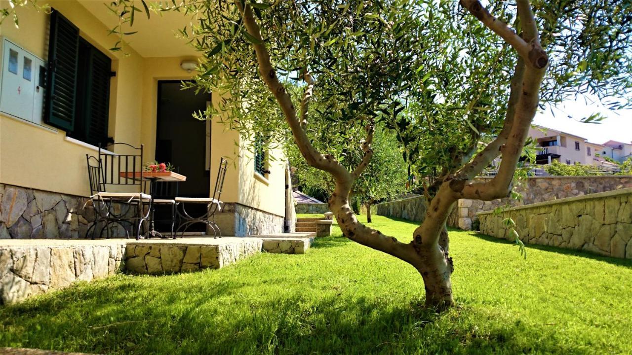 Apartments Garden Baska  Ngoại thất bức ảnh