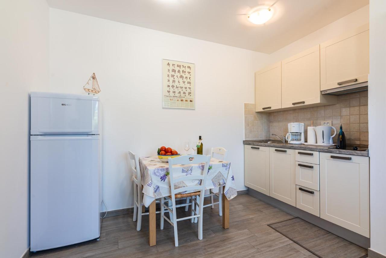 Apartments Garden Baska  Ngoại thất bức ảnh