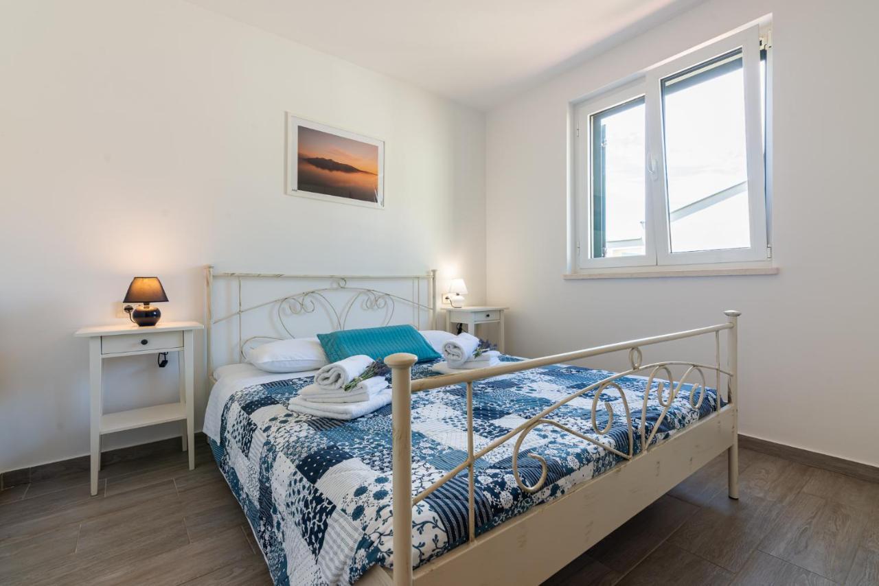 Apartments Garden Baska  Ngoại thất bức ảnh